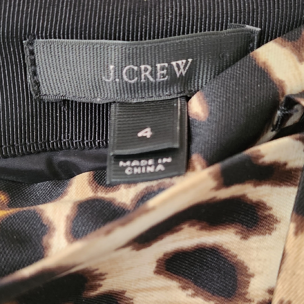 Stunning J. Crew Leopard Paper Bag Skirt Size 4 EUC - Picture 4 of 5